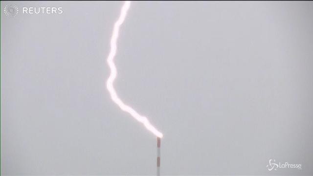 Berlino: fulmine colpisce torre televisiva
