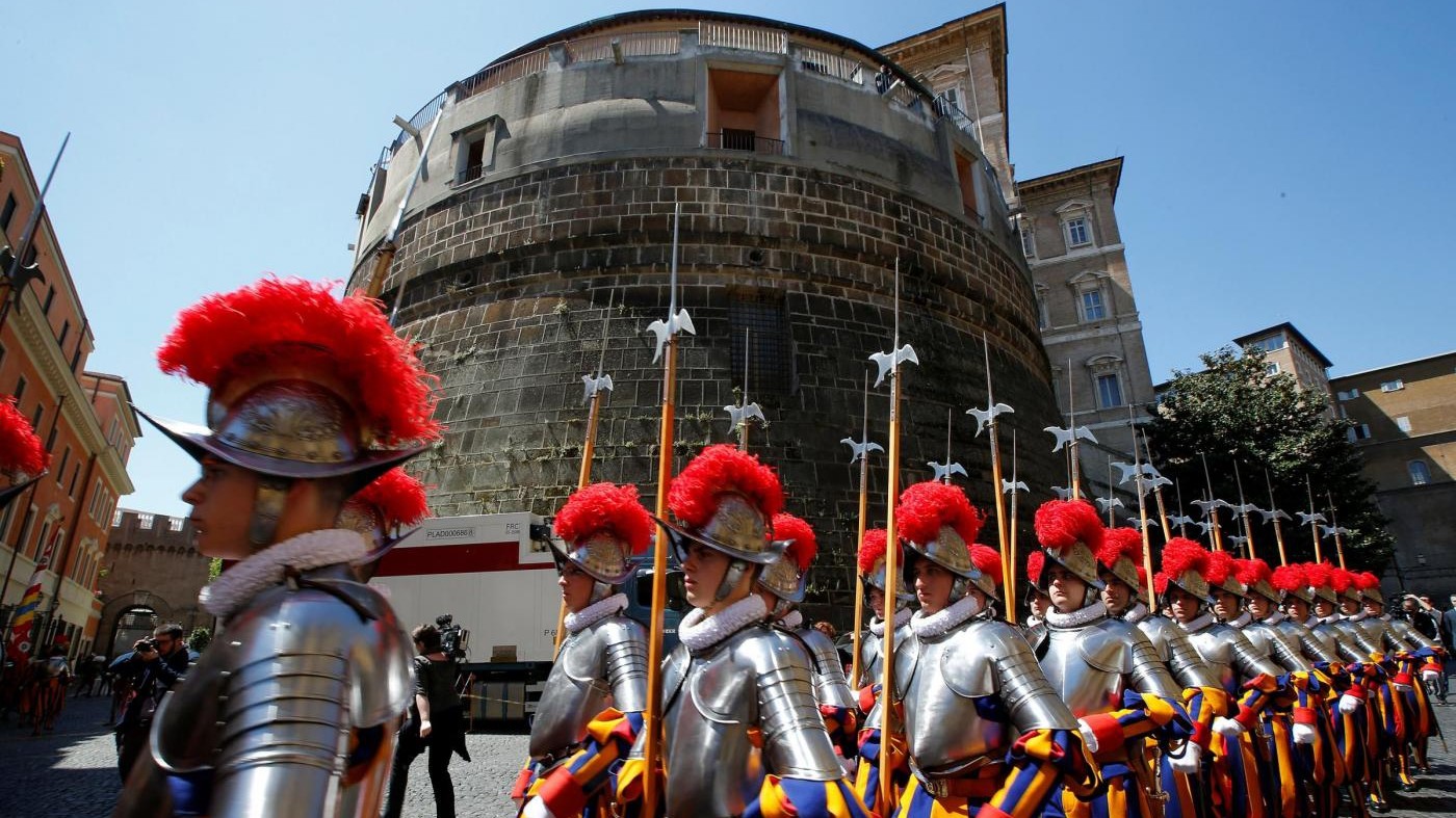 Si dimettono 2 consiglieri Ior, sequestrati conti imprenditore Proietti