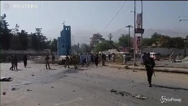 Pakistan: autobomba a Quetta, almeno 7 morti