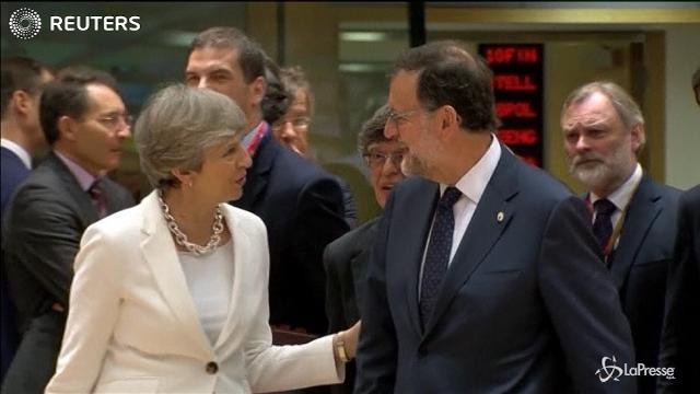 May: “I cittadini Ue potranno restare anche dopo la Brexit”