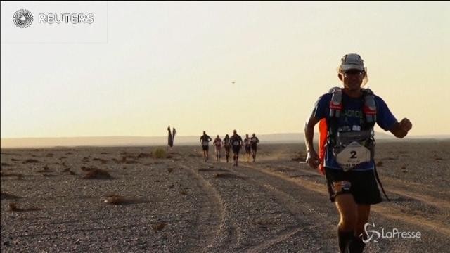 Cina, si conclude la “Gobi March”: sette giorni di corsa nel deserto