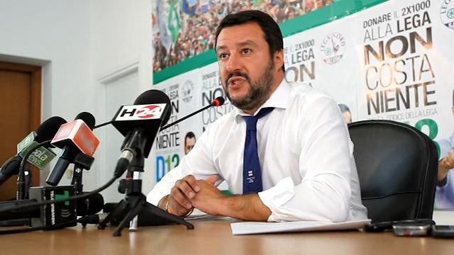 Matteo Salvini contro il decreto “Salvabanche”