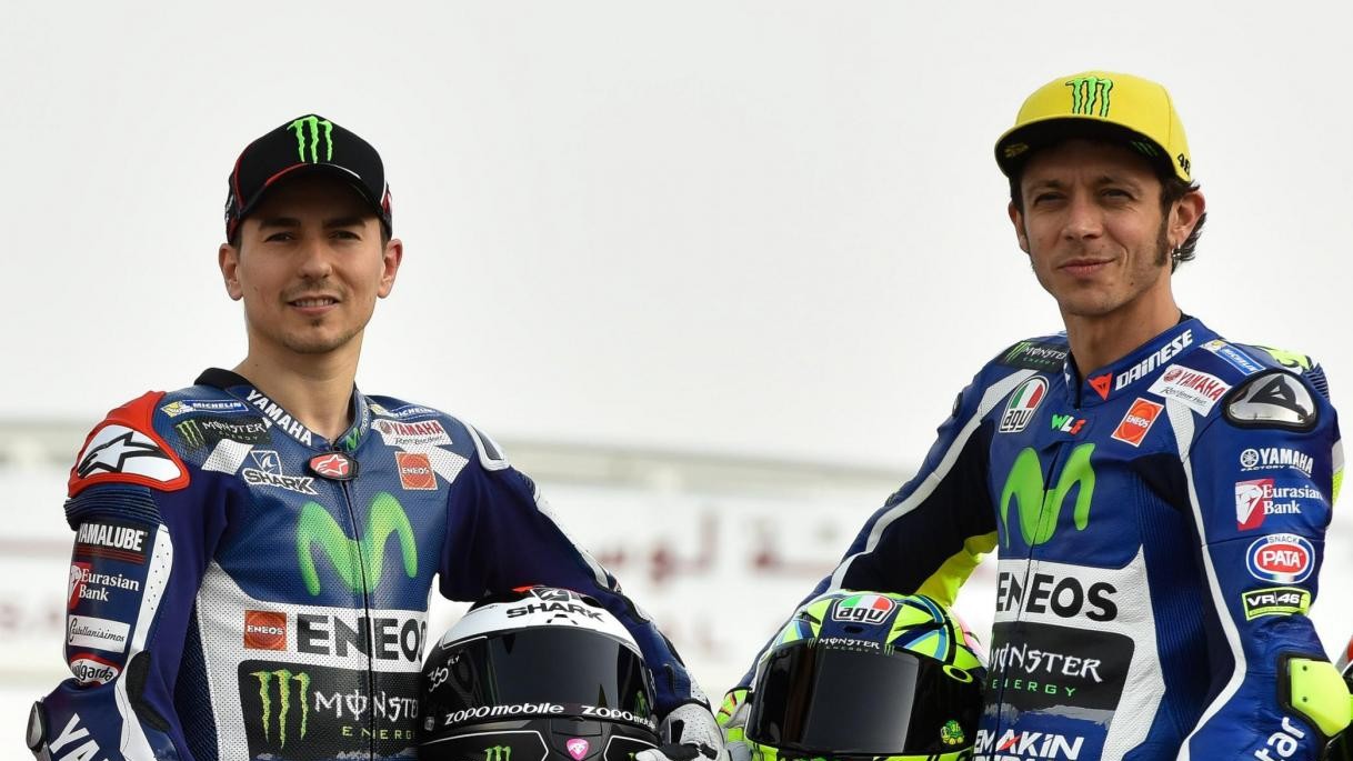 MotoGp, Gp Spagna: Valentino Rossi in pole davanti a Lorenzo