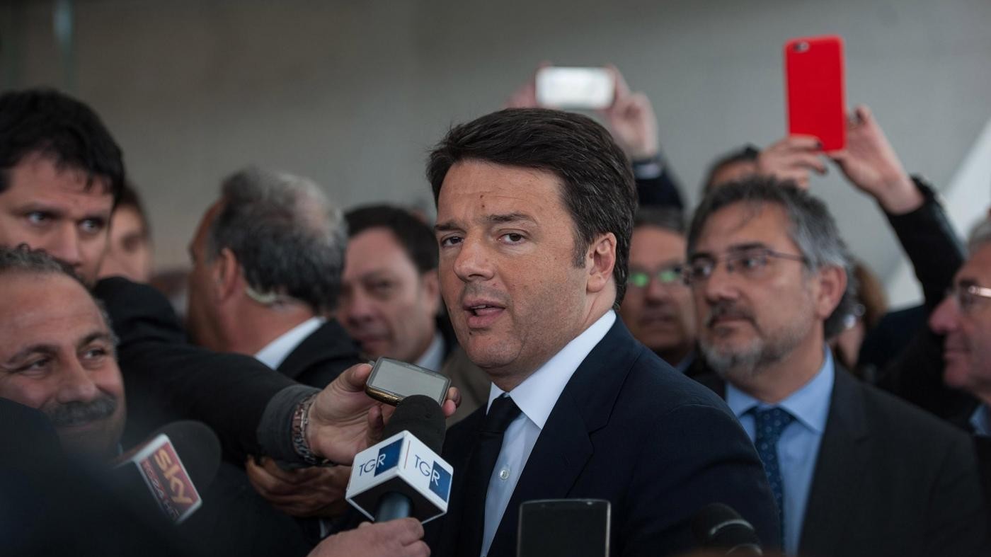 Renzi: Pensioni minime? Su questo non prendo impegni