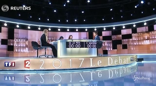 VIDEO Macron-Le Pen, accuse e veleni in tv