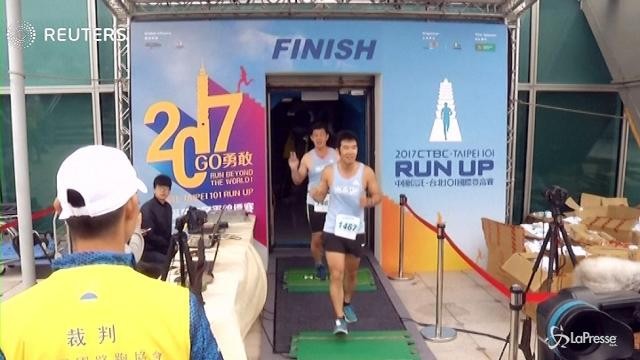 Vertical Run, sul grattacielo Taipei 101 trionfa un australiano