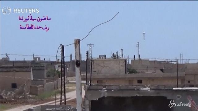 Siria, esplosioni ad Hama