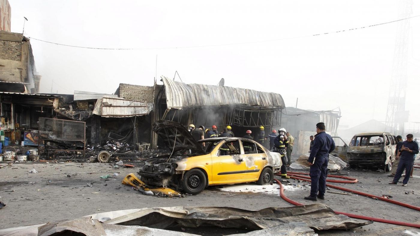 Iraq, autobombe a Samawa: almeno 32 morti. Isis rivendica