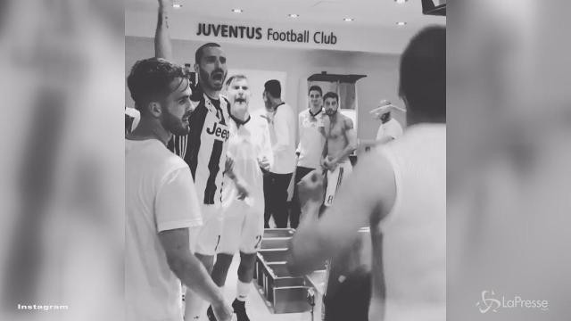 VIDEO Juve, grande festa nello spogliatoio