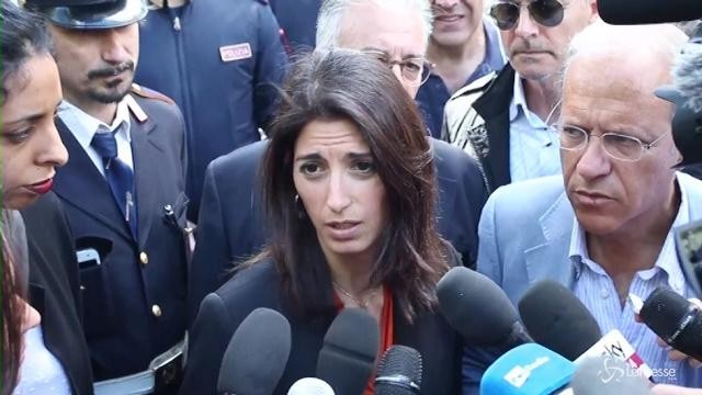 VIDEO Rogo camper, Raggi: La procura sta indagando