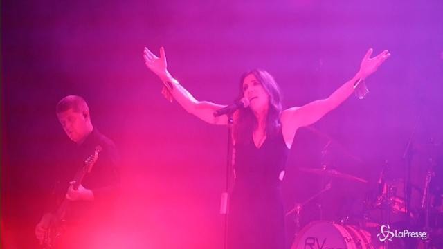 VIDEO Paola Turci torna sul palco: a Roma la prima tappa del tour