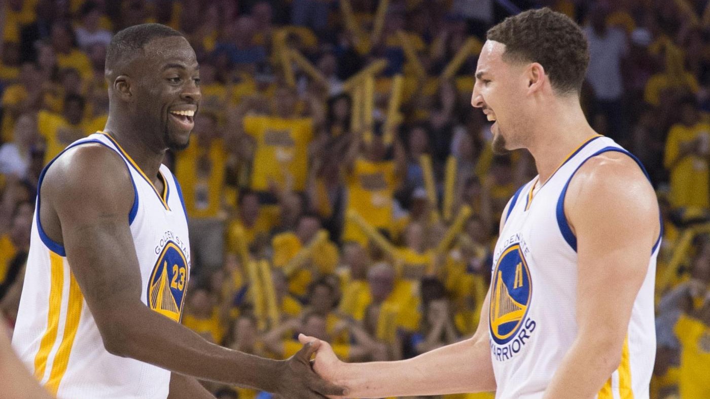 Playoff Nba: Golden State travolge Portland, Toronto avanti
