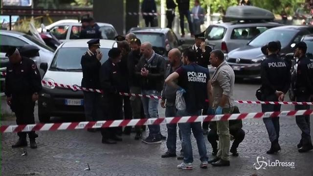 VIDEO Paura a Roma, esplosione in via Marmorata vicino alle Poste