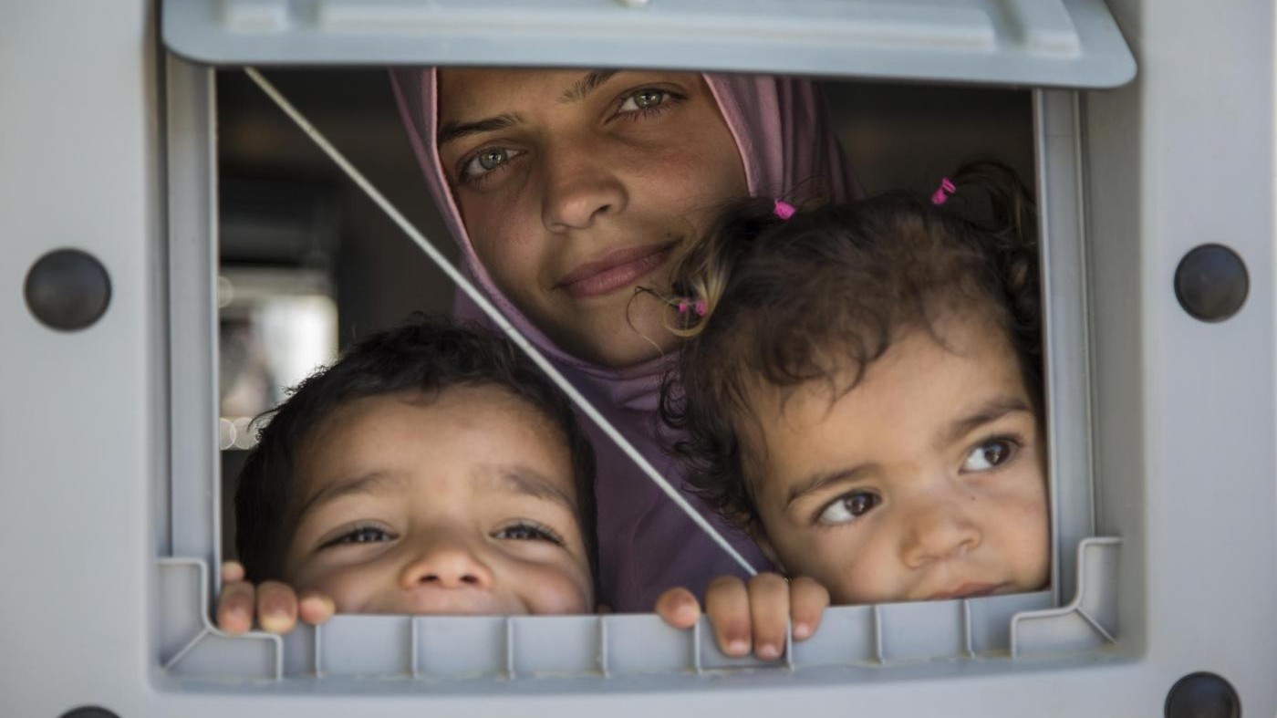 Arrivati a Roma 101 profughi siriani con ‘corridoi umanitari’