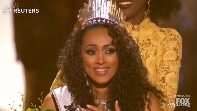 VIDEO Miss America è nata a Napoli: ha 25 anni ed è una scIenziata