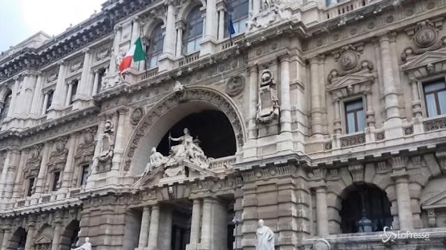 VIDEO Per la Cassazione migranti devono conformarsi ai nostri valori