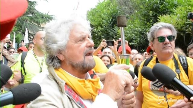 VIDEO Beppe Grillo: Rimettiamo al centro le persone