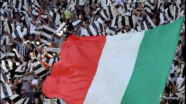 VIDEO Juve sesto scudetto di fila: l’emozionante premiazione