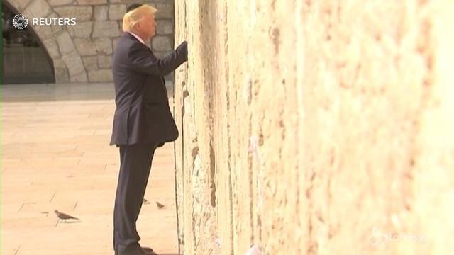 Gerusalemme, Donald Trump in contemplazione al Muro del Pianto