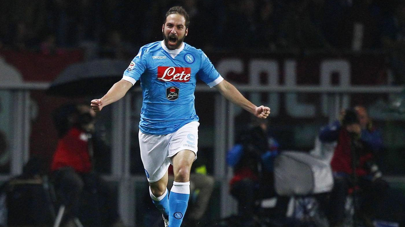 Serie A, Napoli espugna Torino e si riprende il secondo posto