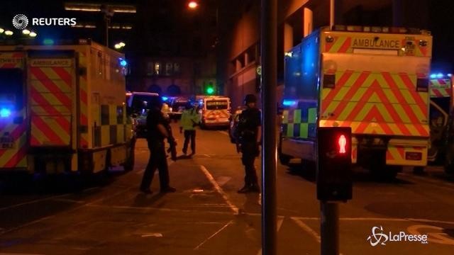 VIDEO Manchester: arrestati fratello e padre del killer