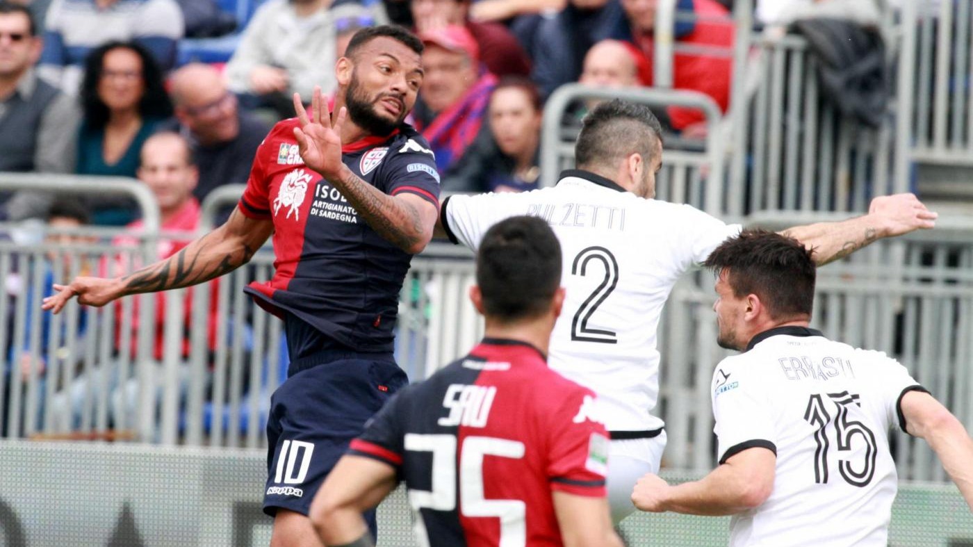 Serie B, Cagliari-Spezia 1-2: sardi perdono la vetta