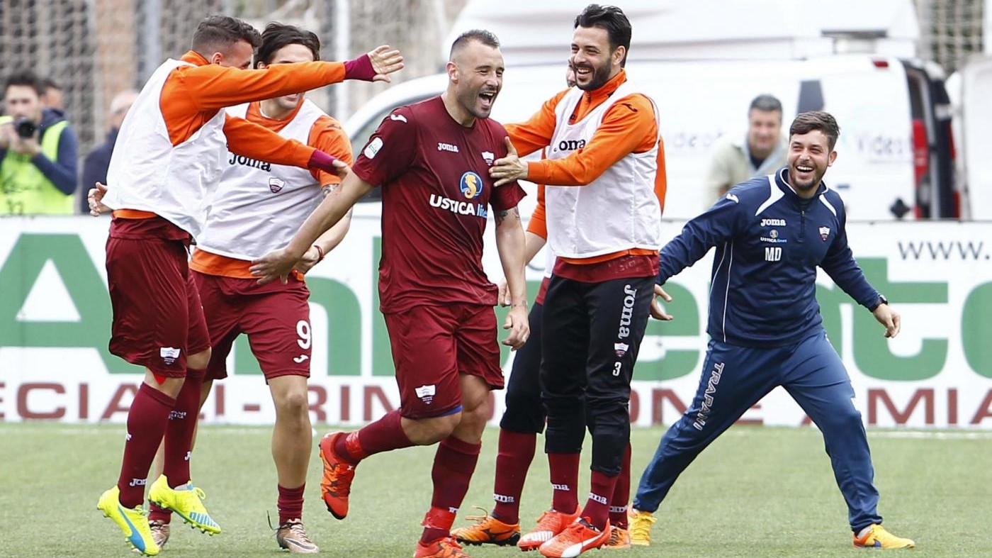 Serie B, tripletta del Trapani contro il Brescia 3-0