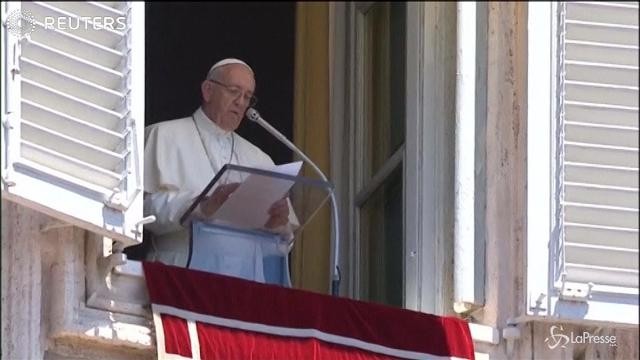 Il Papa prega per le vittime degli attentati a Manchester e in Egitto