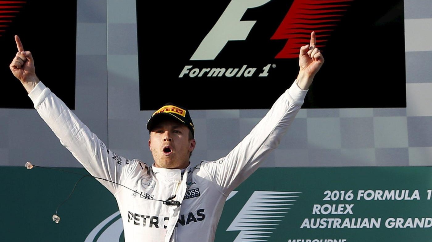 F1, Gp Bahrain: trionfa Rosberg 2° Raikkonen. Vettel fuori subito
