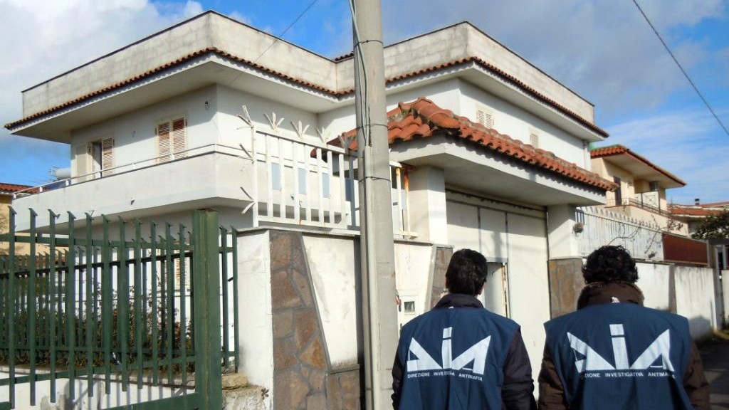 Mafia, confiscati 800mila euro beni a boss dell’Agrigentino