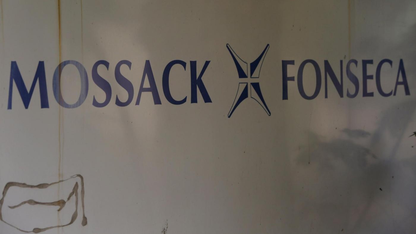 Panama Papers, aperta inchiesta. Cremlino: Attacco alla Russia