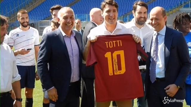 “Open Goal”: Trudeau conteso da Roma e Fiorentina