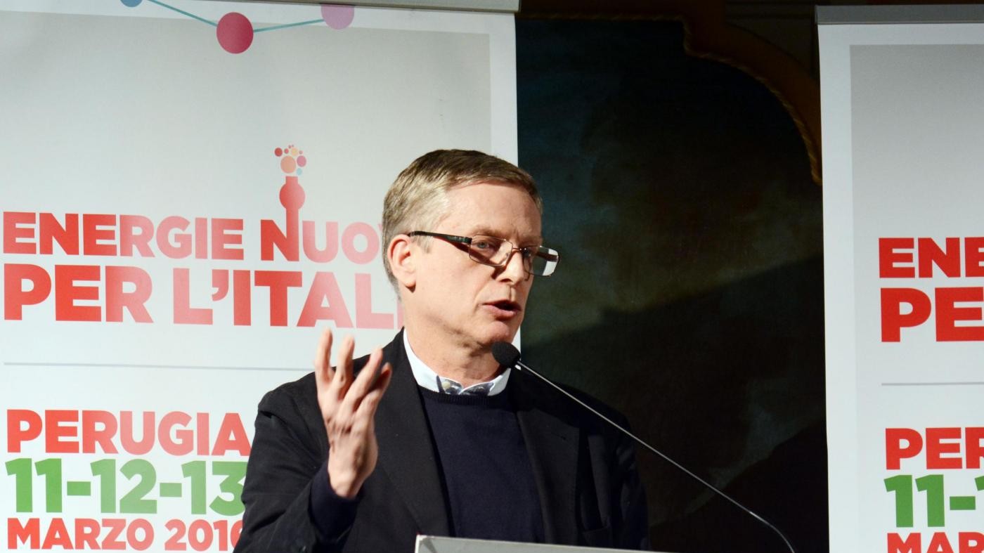 Cuperlo a Renzi: Non sei all’altezza, puoi rovinare il Pd