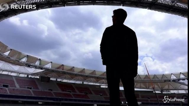 Tom Cruise visita il nuovo stadio dell’Atletico