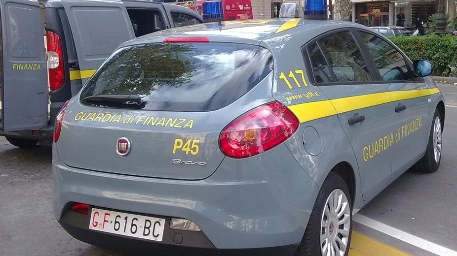 Carte di credito clonate, arresti della Finanza di Siracusa