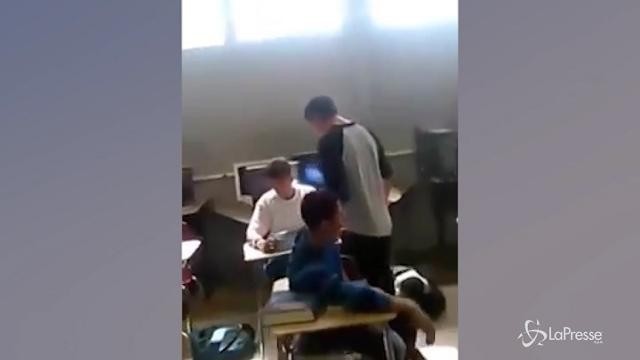 Otto adolescenti su dieci soffrono di disagi emotivi