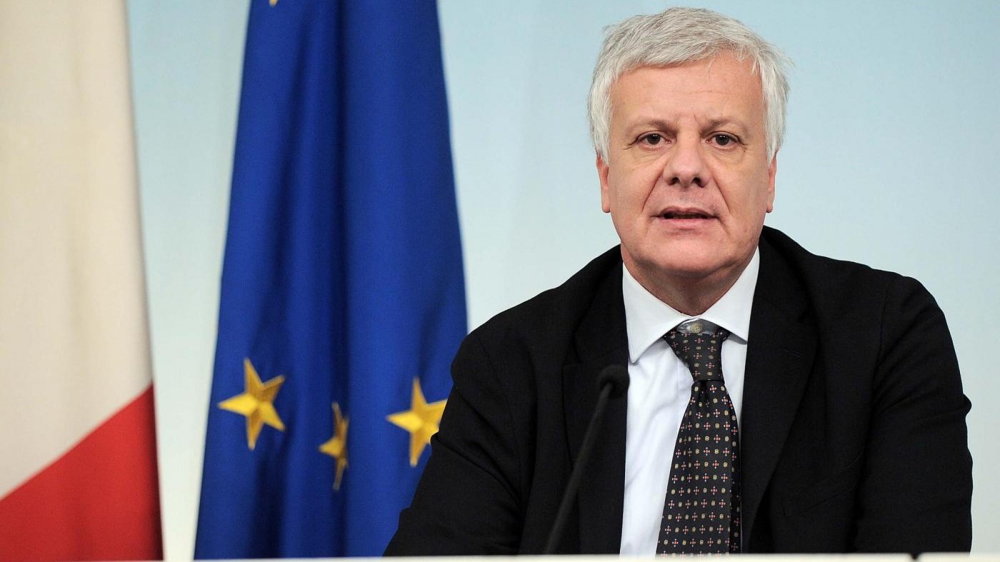 Petrolio, Galletti: Guidi inopportuna, punire chi sbaglia