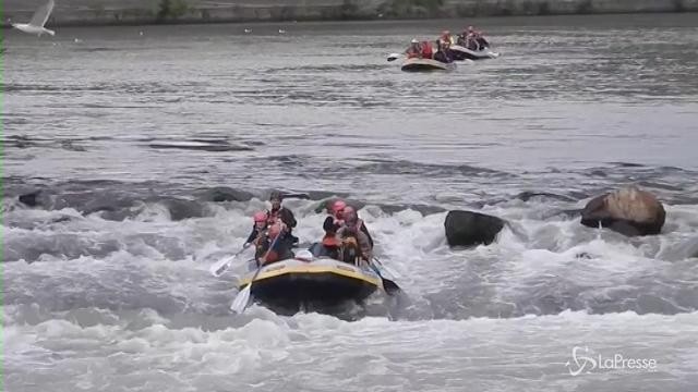 A Roma si fa rafting sul Tevere