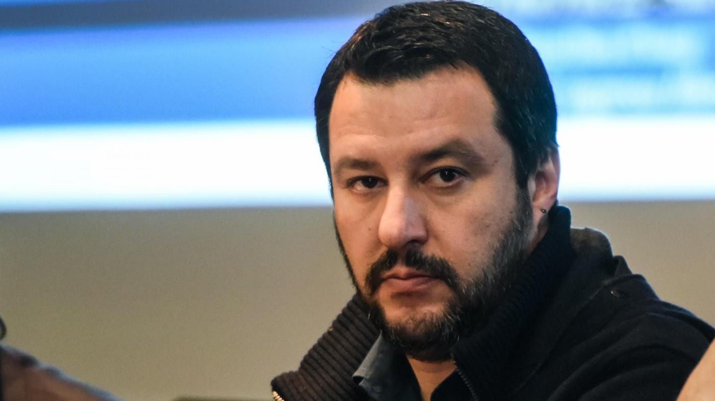 Salvini all’attacco: Mattarella non è il presidente degli italiani