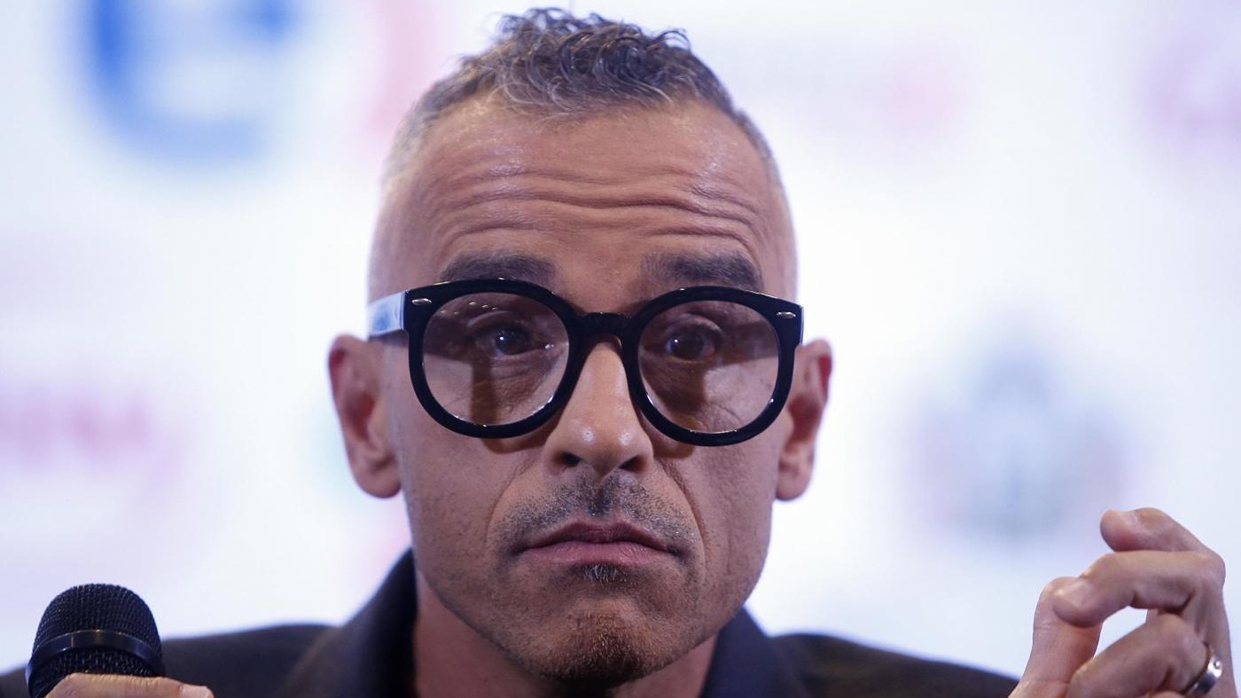 Ramazzotti su Fb: Il mio libro ‘Grazie di cuore’ esce il 5 maggio