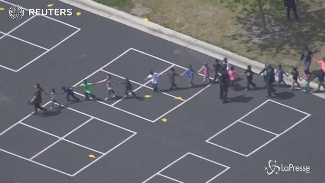 California, sparatoria in una scuola elementare