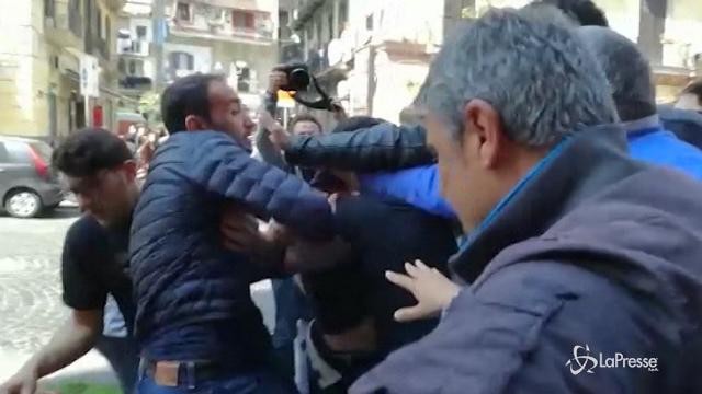 VIDEO Manifestazione contro la visita di Maroni a Napoli