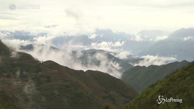 Cina, lo spettacolo delle nuvole sopra le Tre Gole