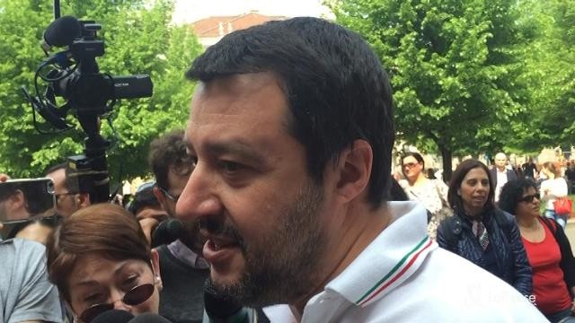 VIDEO Corteo anti Lega a Pontida, Salvini: Bene l’ordinanza del sindaco