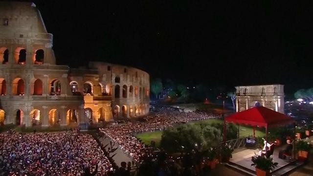 VIDEO Il Papa: “Vergogna per i migranti morti”