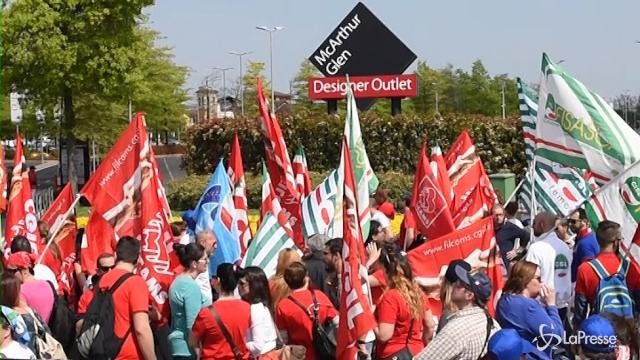 Serravalle, sciopero contro l’apertura dell’outlet a Pasqua