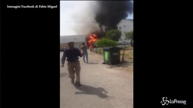 Il video amatoriale dello schianto aereo in Portogallo