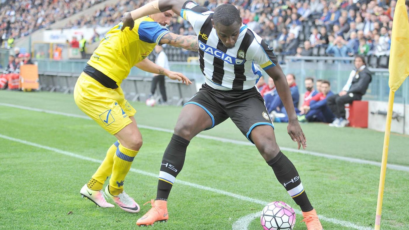 In Udinese-Chievo vincono i cartellini: finisce 0-0