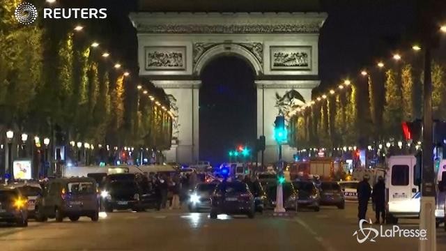 Francia: l’attentatore non schedato come islamista