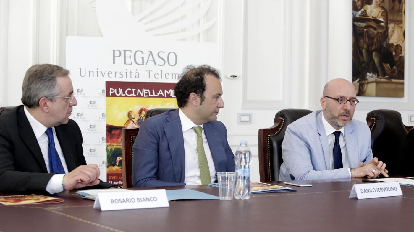 Napoli, presentata la rassegna ‘PulciNellaMente’
